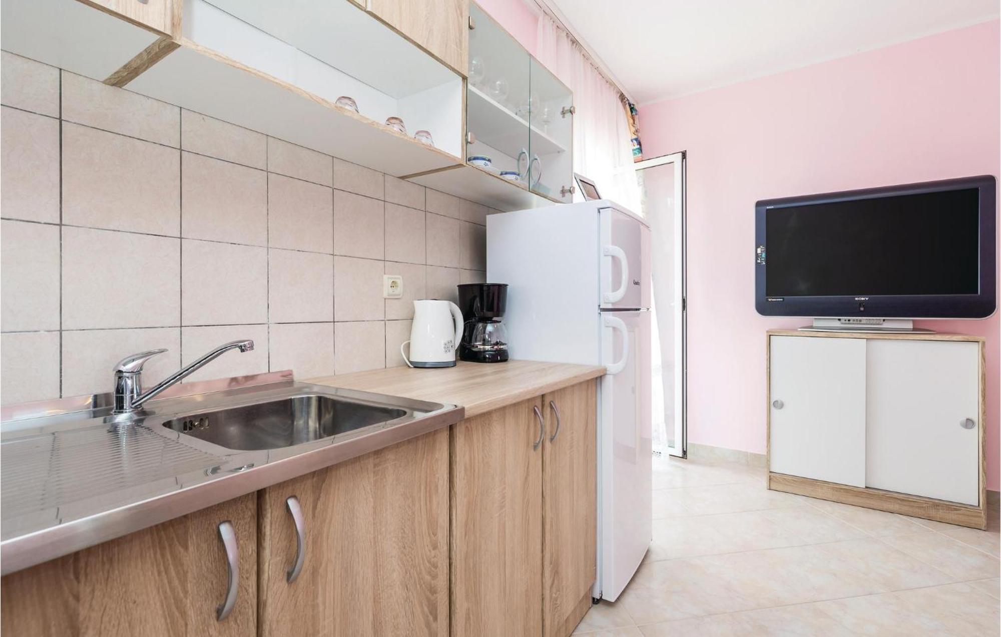 Gorgeous Apartment In Matulji With Kitchen Buitenkant foto