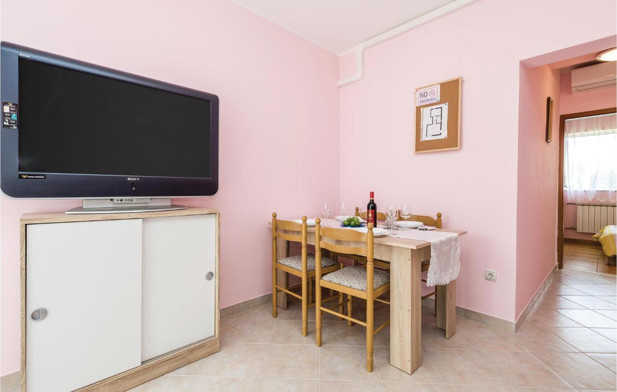 Gorgeous Apartment In Matulji With Kitchen Buitenkant foto